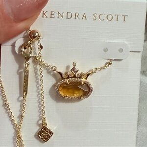 Disney|Kendra Scott Elisa Princess Gold Short Pendant NIB/Dust Bag Compassionate